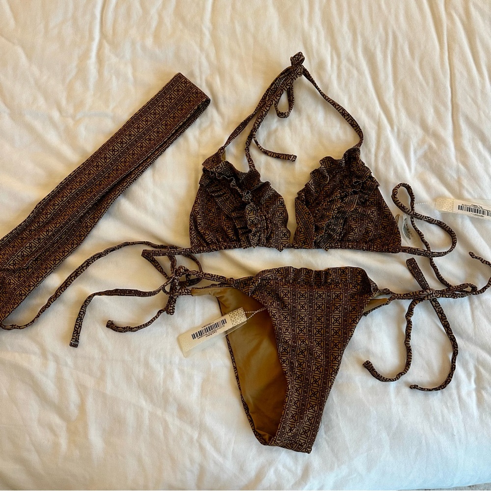 NWT Devon Windsor Monogram Bikini